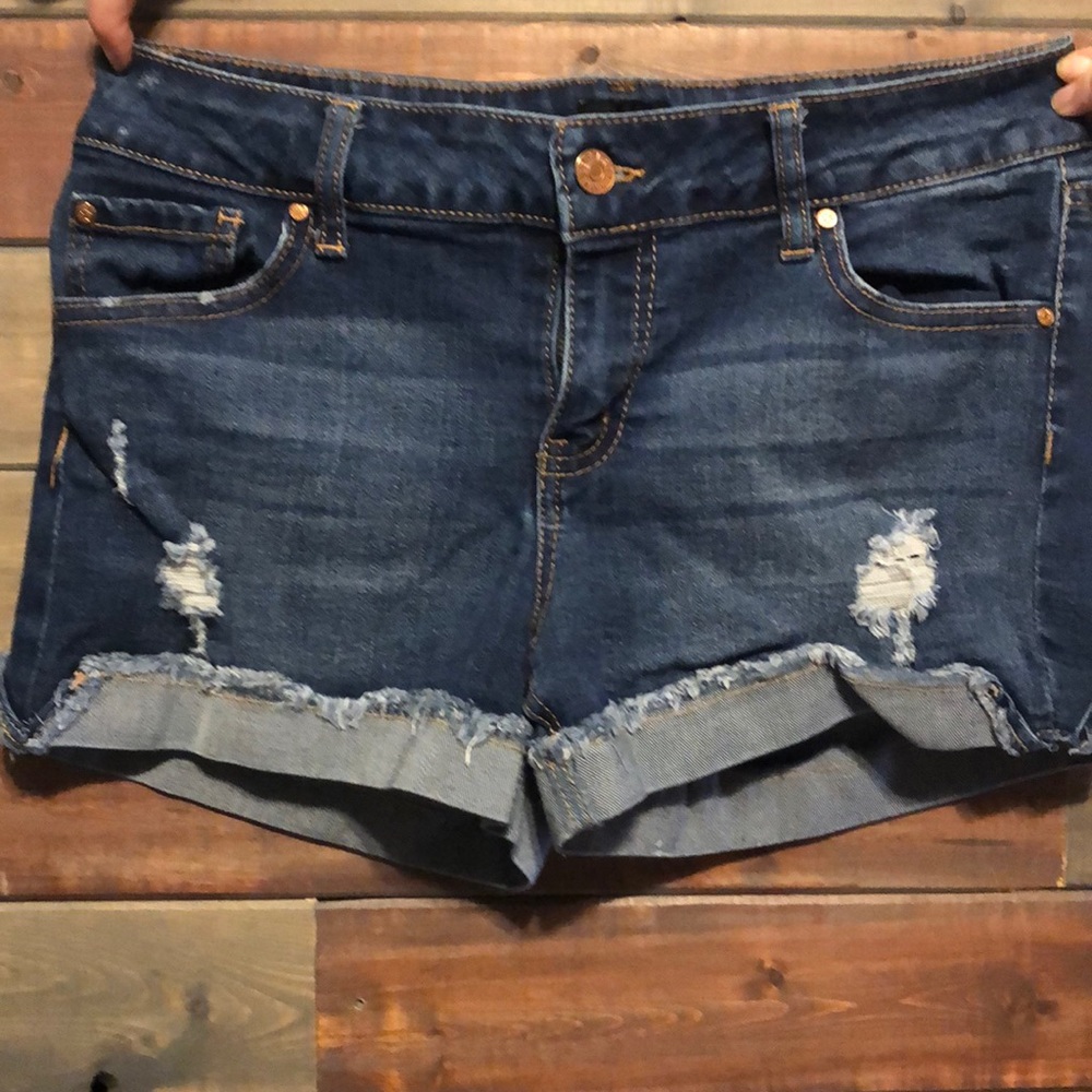 Celebrity Pink denim shorts